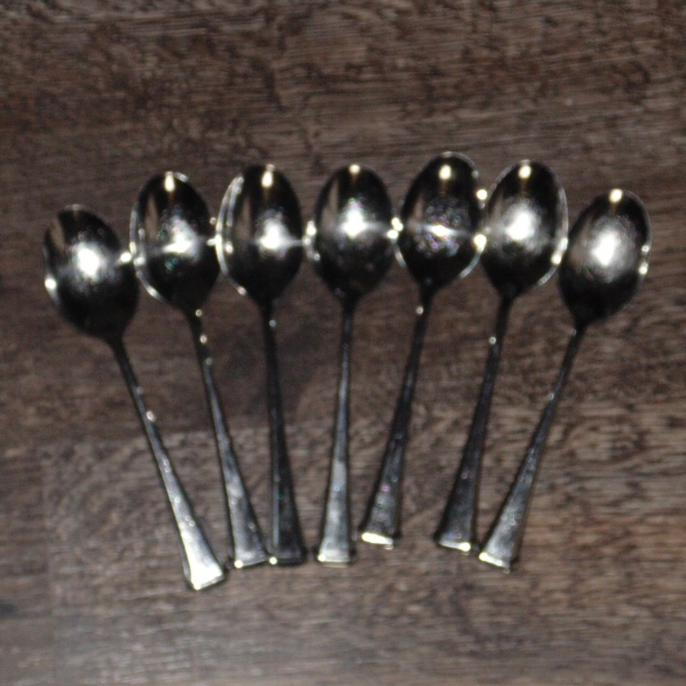 Oneida Teaspoons Set of 7 Silver Stainless Steel Good USA Made Flatware